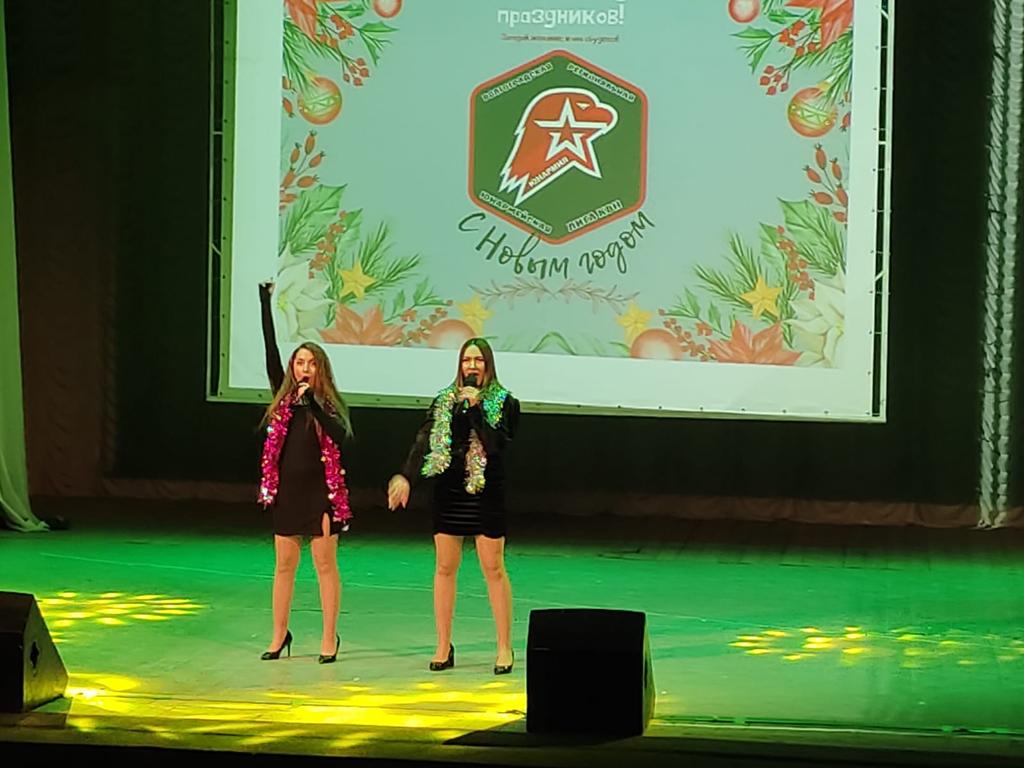 В волгоградском Доме офицеров прошла первая юнармейская ёлка