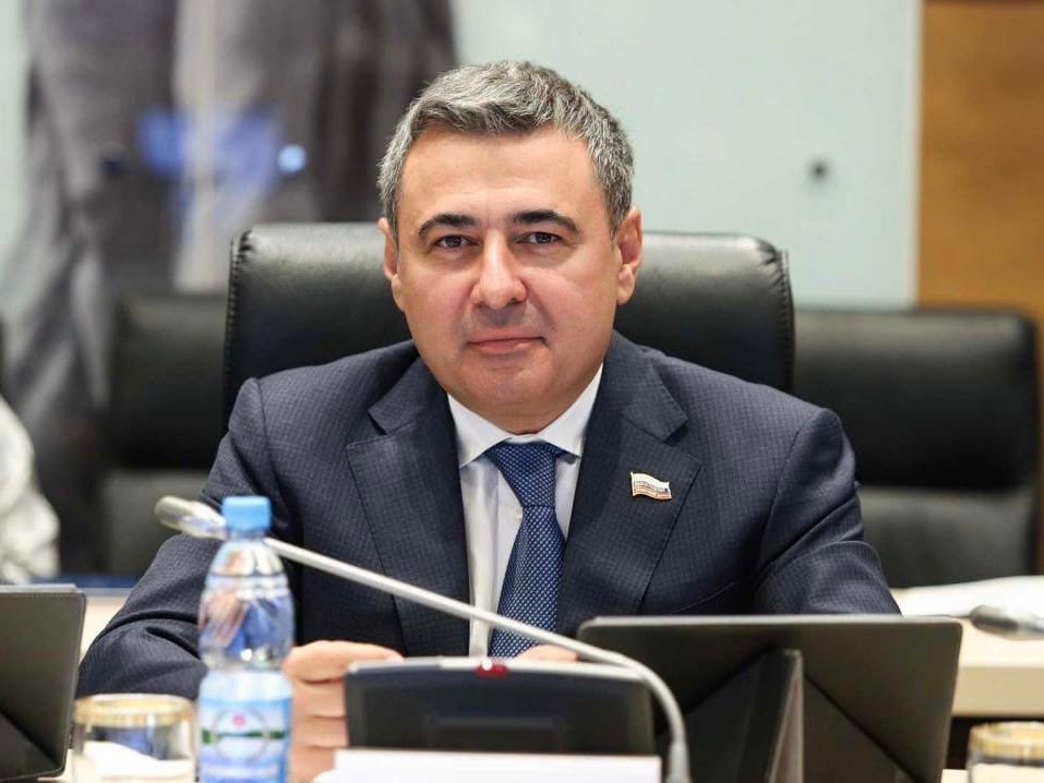 Еду привозили на кораблях, гулять по улице запрещено: волгоградский депутат рассказал о детстве в Анголе