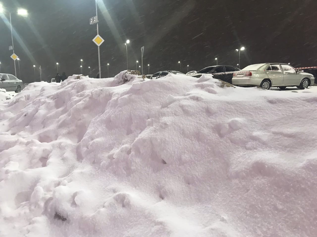 В Дзержинском районе Волгорада оборвался контактный провод у трамвая