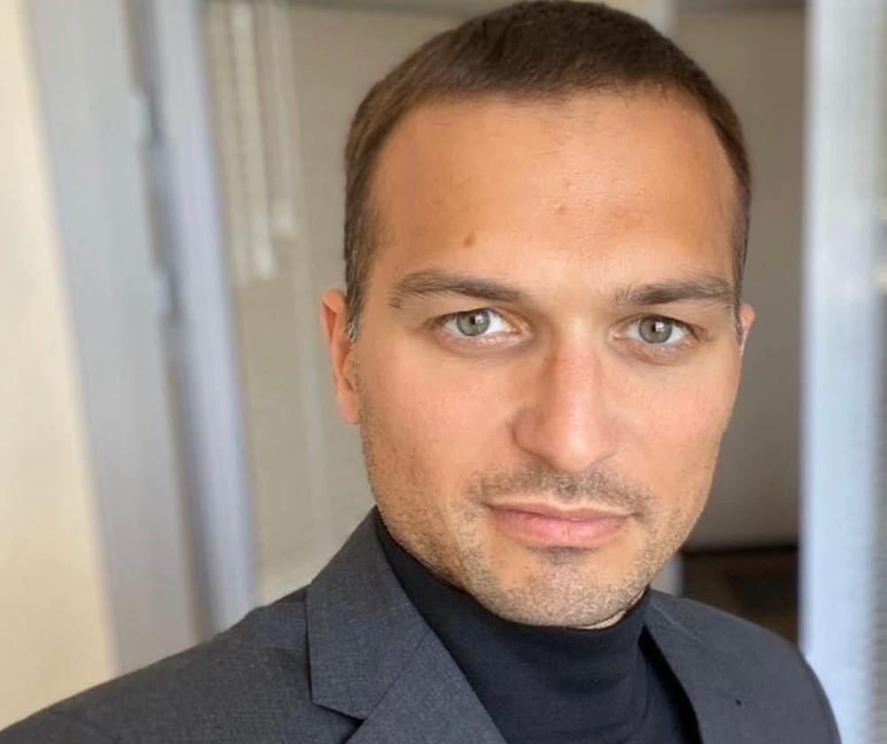 Экс-кандидат в губернаторы Волгоградской области отмечает свой день рождения 16 мая