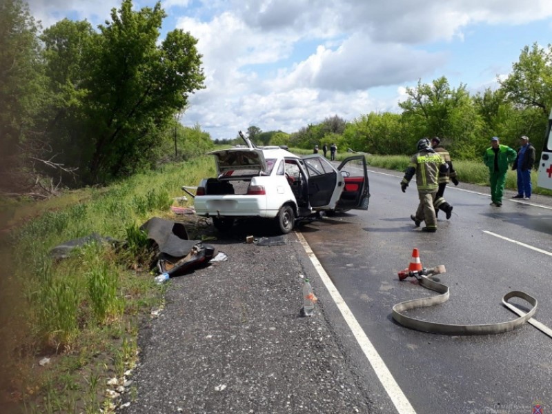 Семилетняя девочка пострадала в столкновении Renault и «десятки» в Волгоградской области