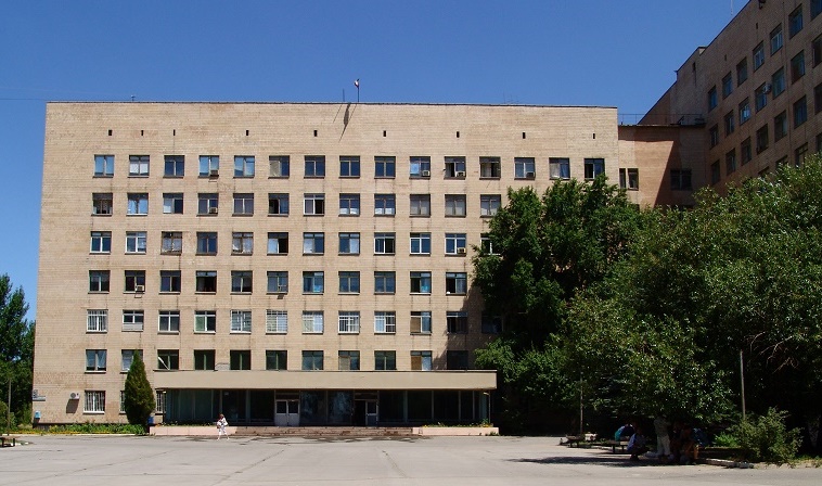 «45 лет счастливого брака оборвались по вине врачей»: волжанка взыскала 500 тысяч рублей за смерть мужа