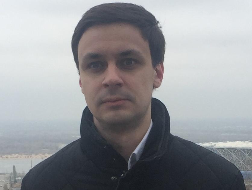 "Глинянов опять ни в чем не виноват": эксперт проекта ОНФ "За честные закупки" об увольнении главного тренера "Ротора"