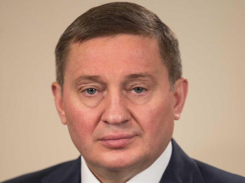 Андрей Бочаров высказался против делегирования чиновникам права переименования Волгограда в Сталинград