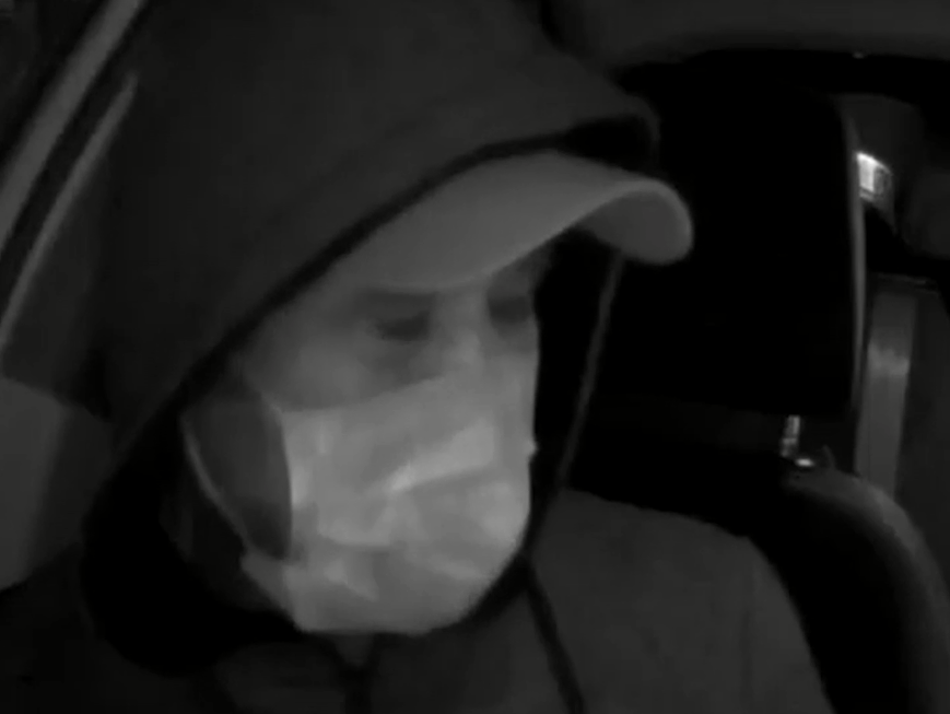 Пьяный водитель без прав предлагал полицейским «на лапу» в Волгограде 