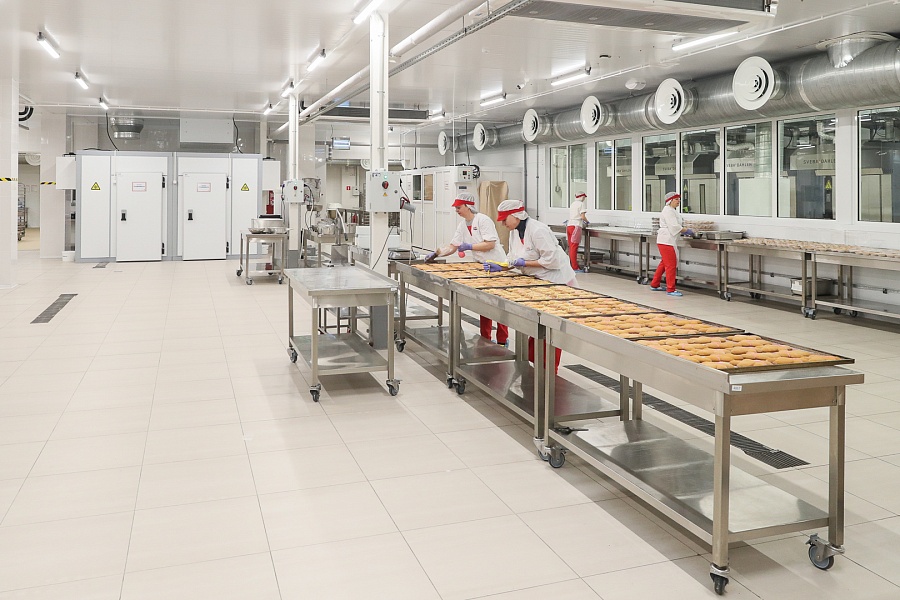 «Бесплатное питание — это и здоровье, и социализация детей»: Волгоградская область готова к обеспечению младшеклассников горячим питанием