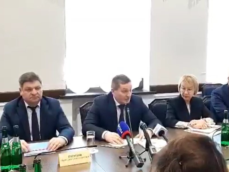 «Сохранение традиционных ценностей»: губернатор Бочаров прокомментировал поправки к Конституции