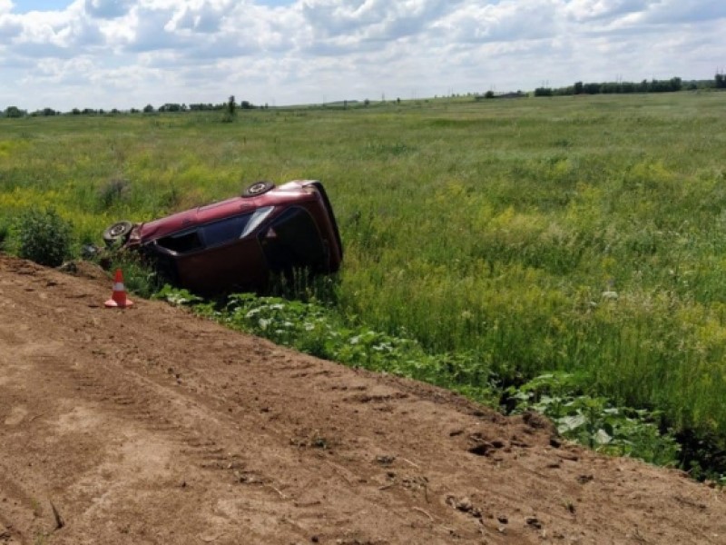 Лишенец на «престарелой» Toyota погиб в Волгоградской области